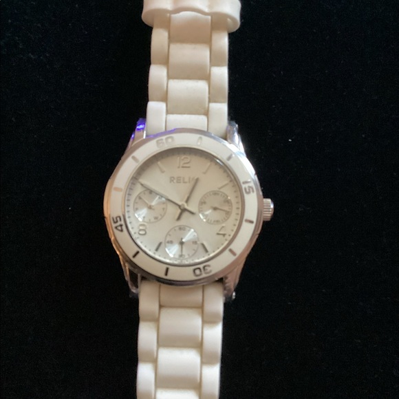 Women’s Relic watch main image 6